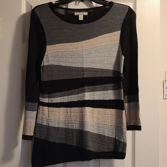 🟢 Dana Buchman Women’s 3/4 sleeve top (size S) - Picture 1 of 6